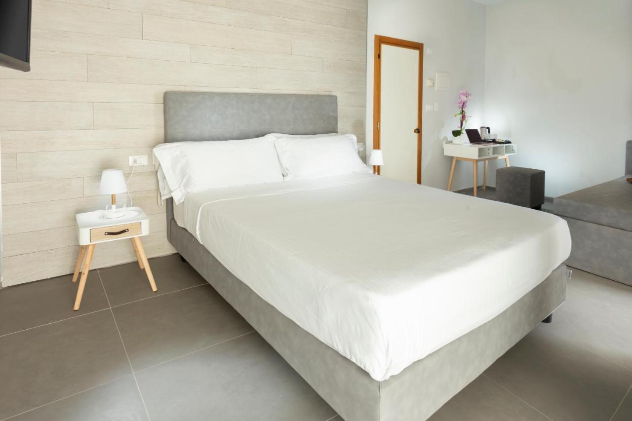 Hotel Vela D'Oro Rimini Eksteriør bilde