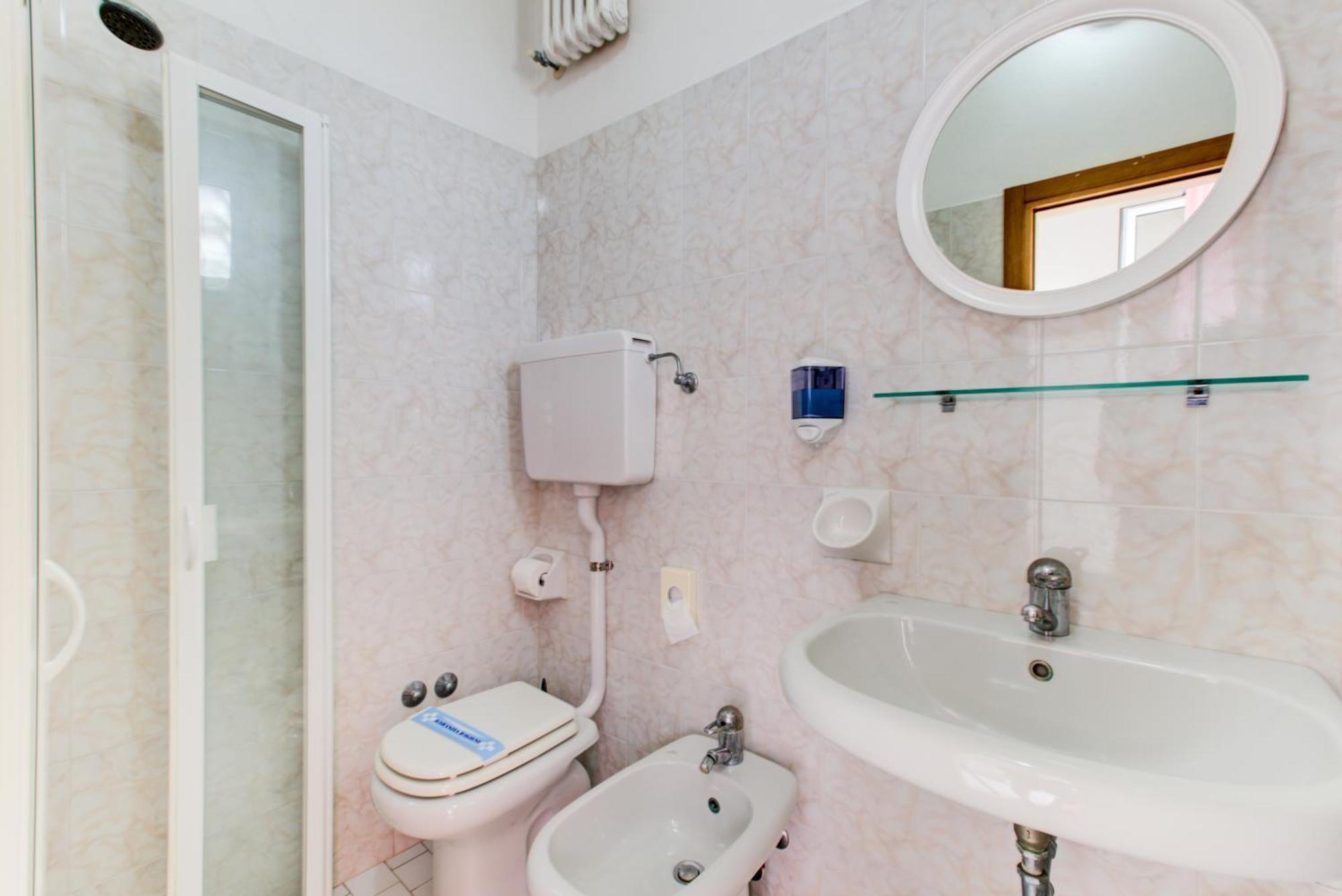Hotel Vela D'Oro Rimini Eksteriør bilde