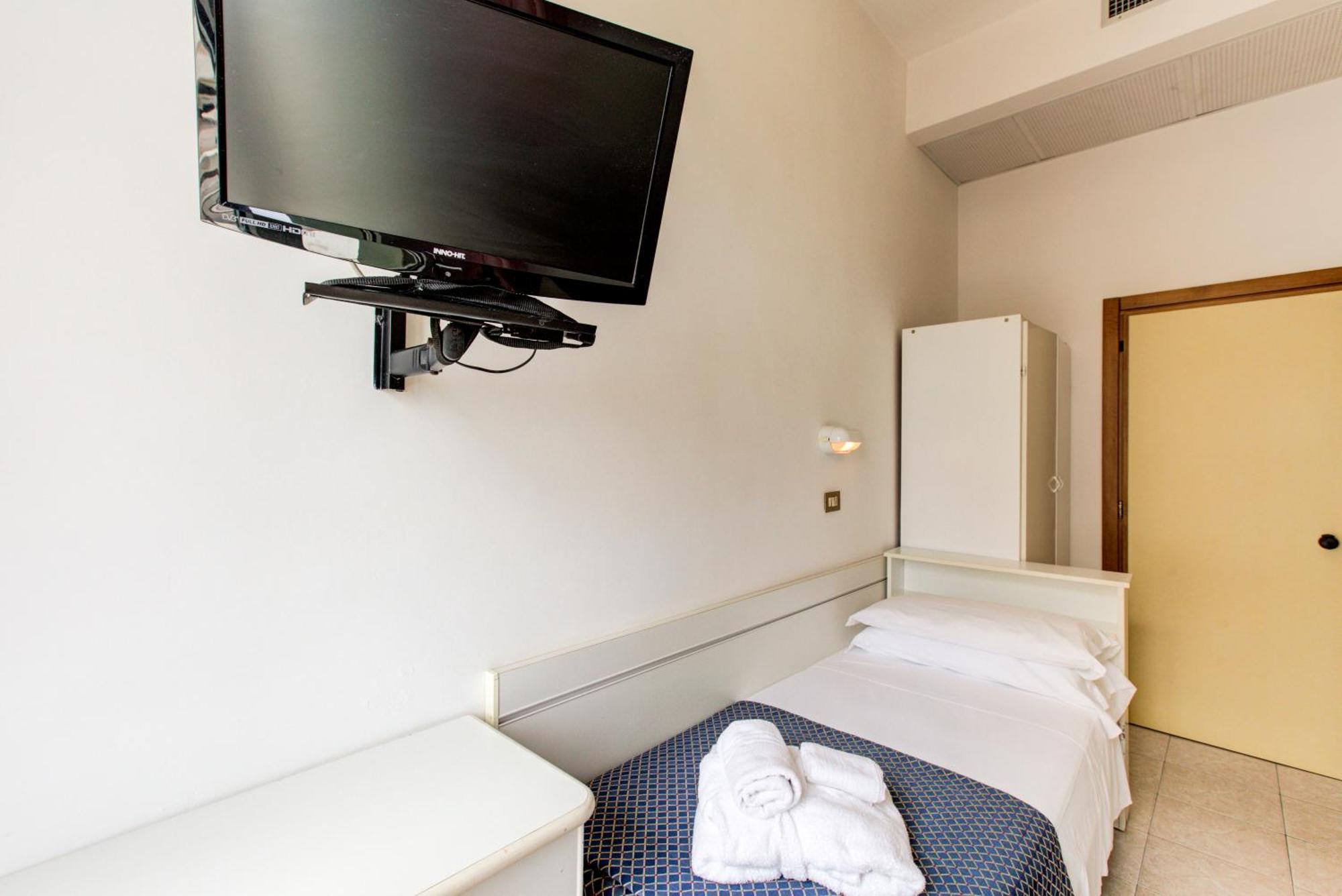 Hotel Vela D'Oro Rimini Eksteriør bilde