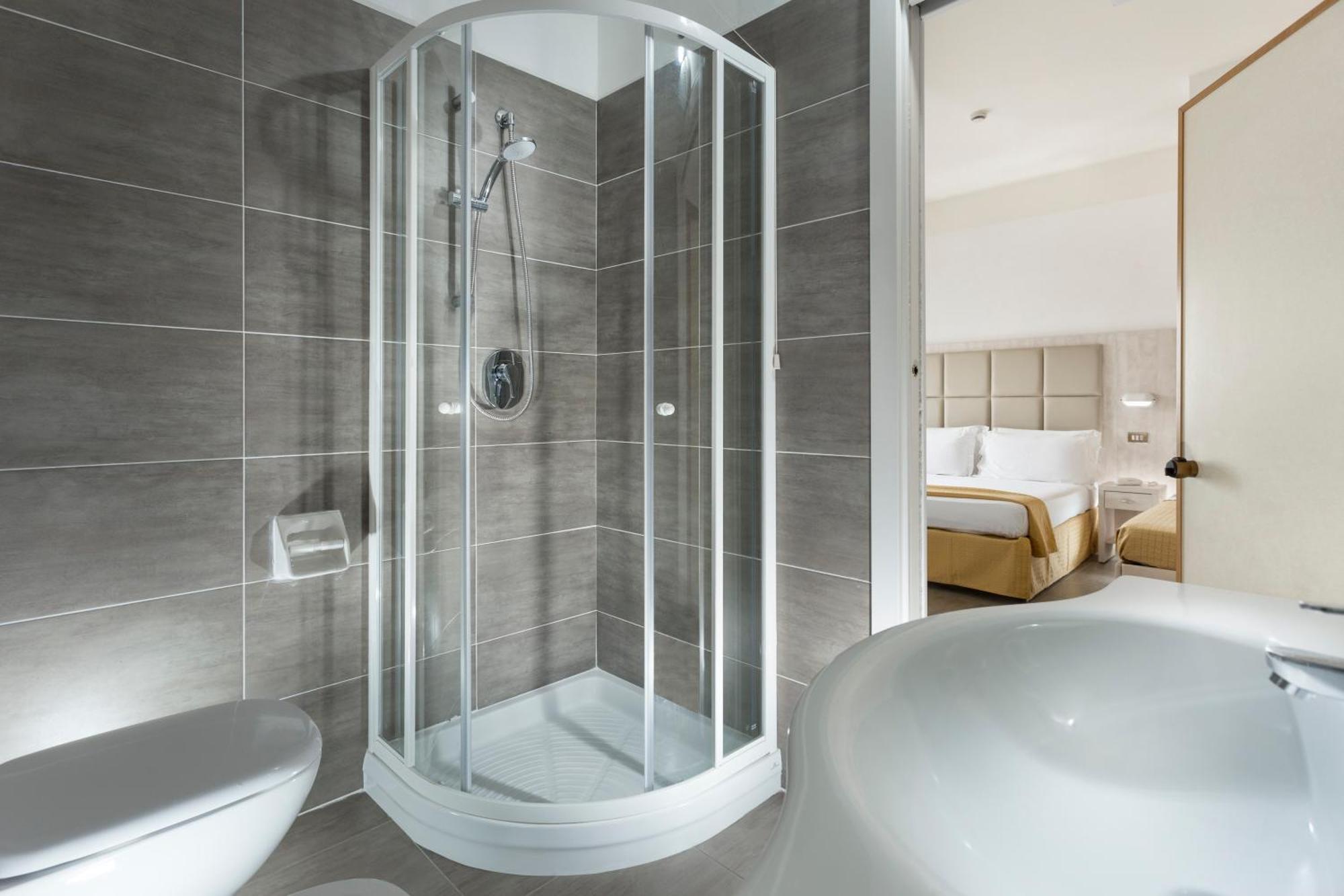Hotel Vela D'Oro Rimini Eksteriør bilde